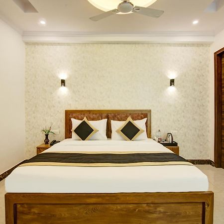 Hotel The Emporio Grand Near Vaishali Metro Station 加济阿巴德 外观 照片