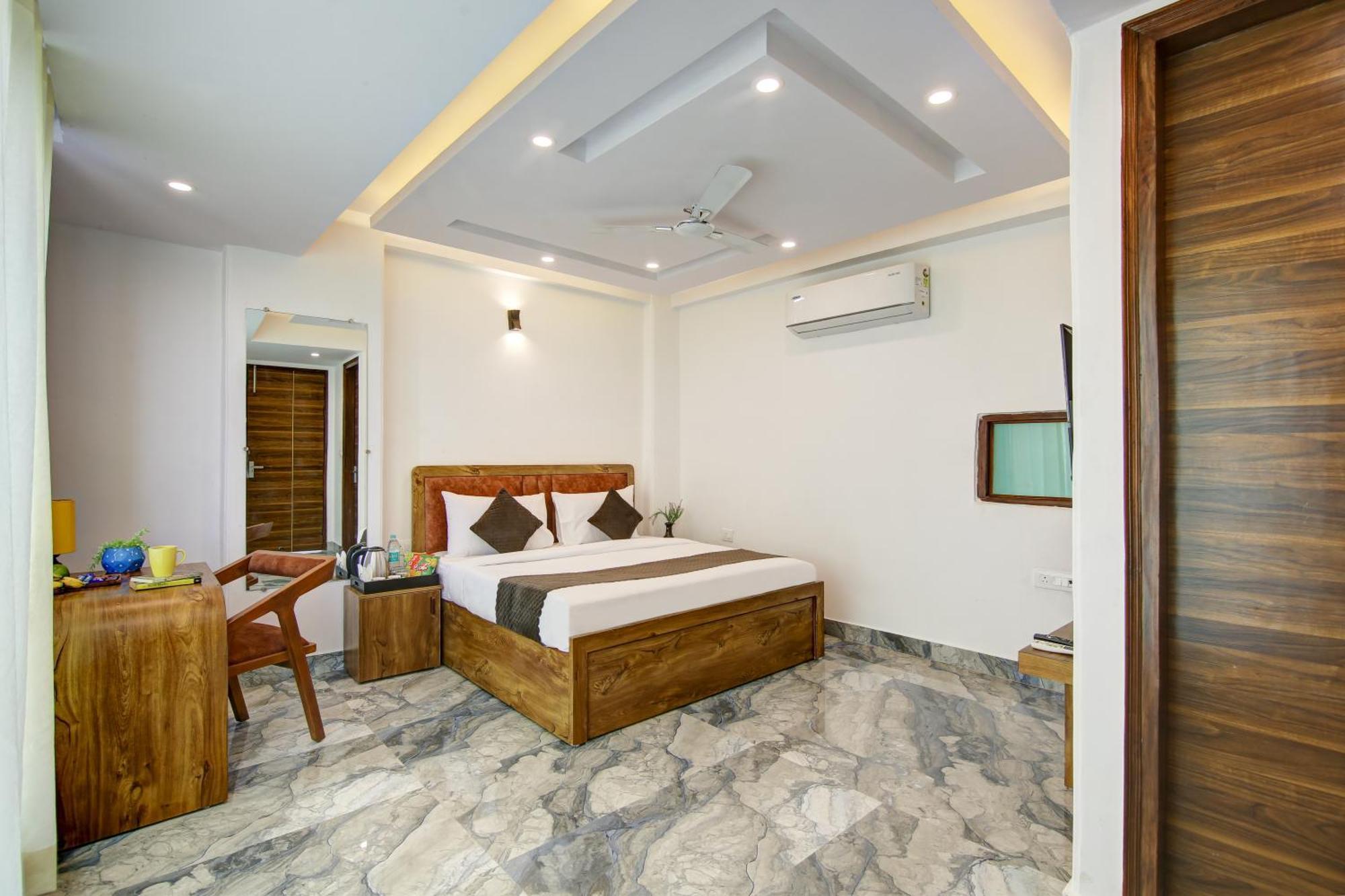Hotel The Emporio Grand Near Vaishali Metro Station 加济阿巴德 外观 照片