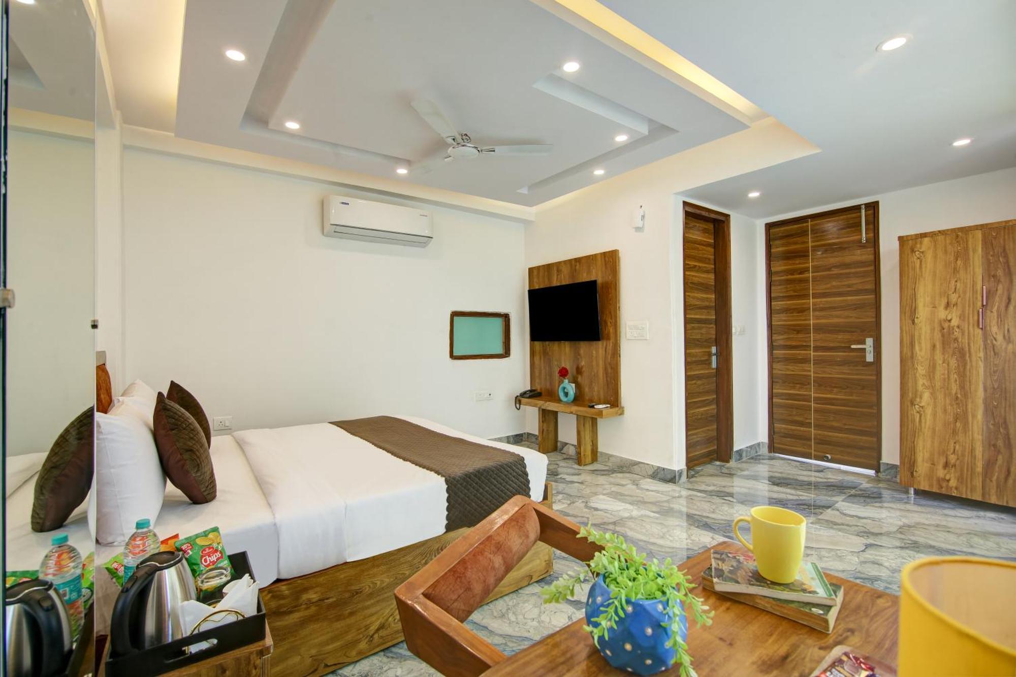 Hotel The Emporio Grand Near Vaishali Metro Station 加济阿巴德 外观 照片