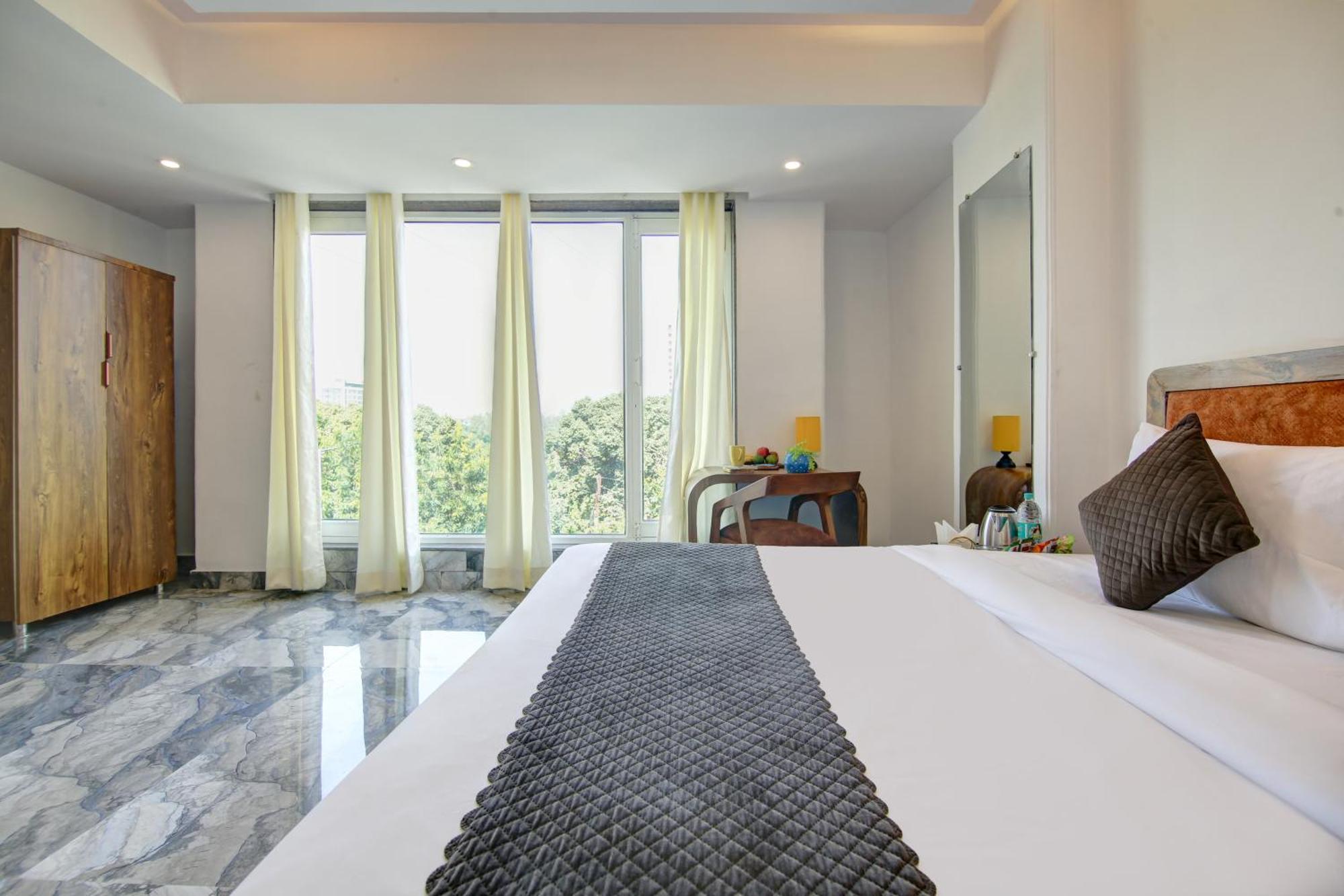 Hotel The Emporio Grand Near Vaishali Metro Station 加济阿巴德 外观 照片