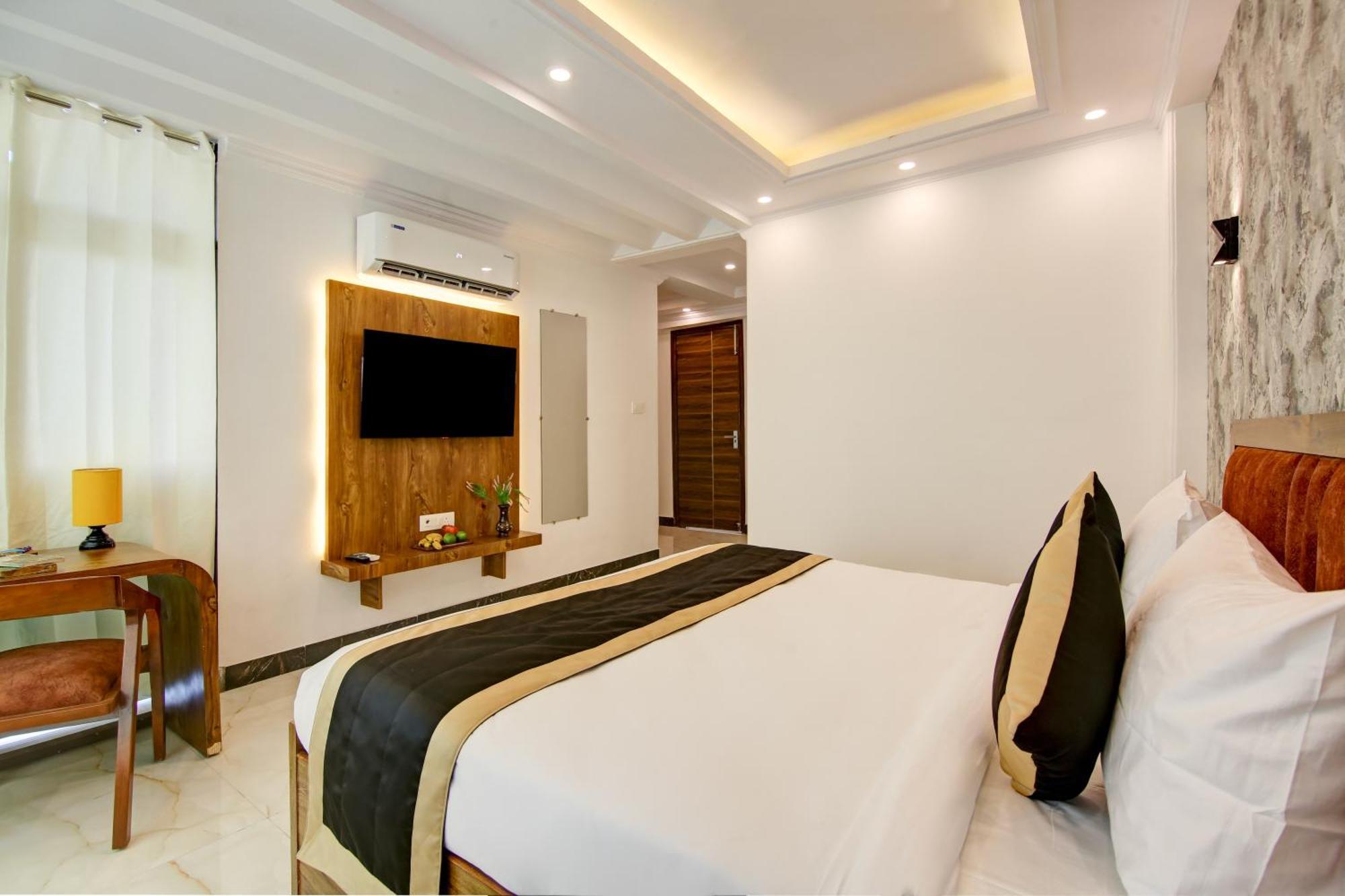 Hotel The Emporio Grand Near Vaishali Metro Station 加济阿巴德 外观 照片