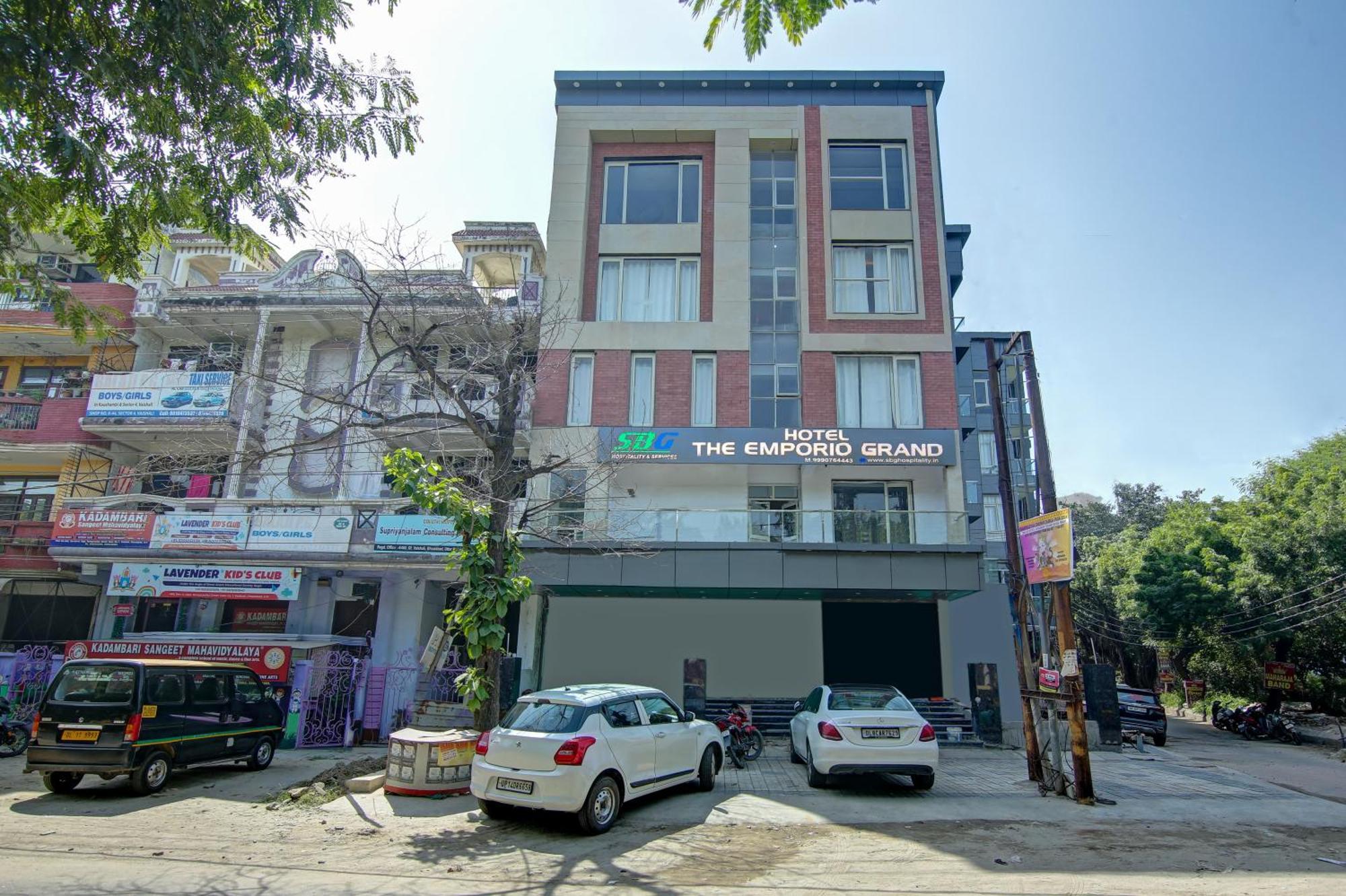 Hotel The Emporio Grand Near Vaishali Metro Station 加济阿巴德 外观 照片
