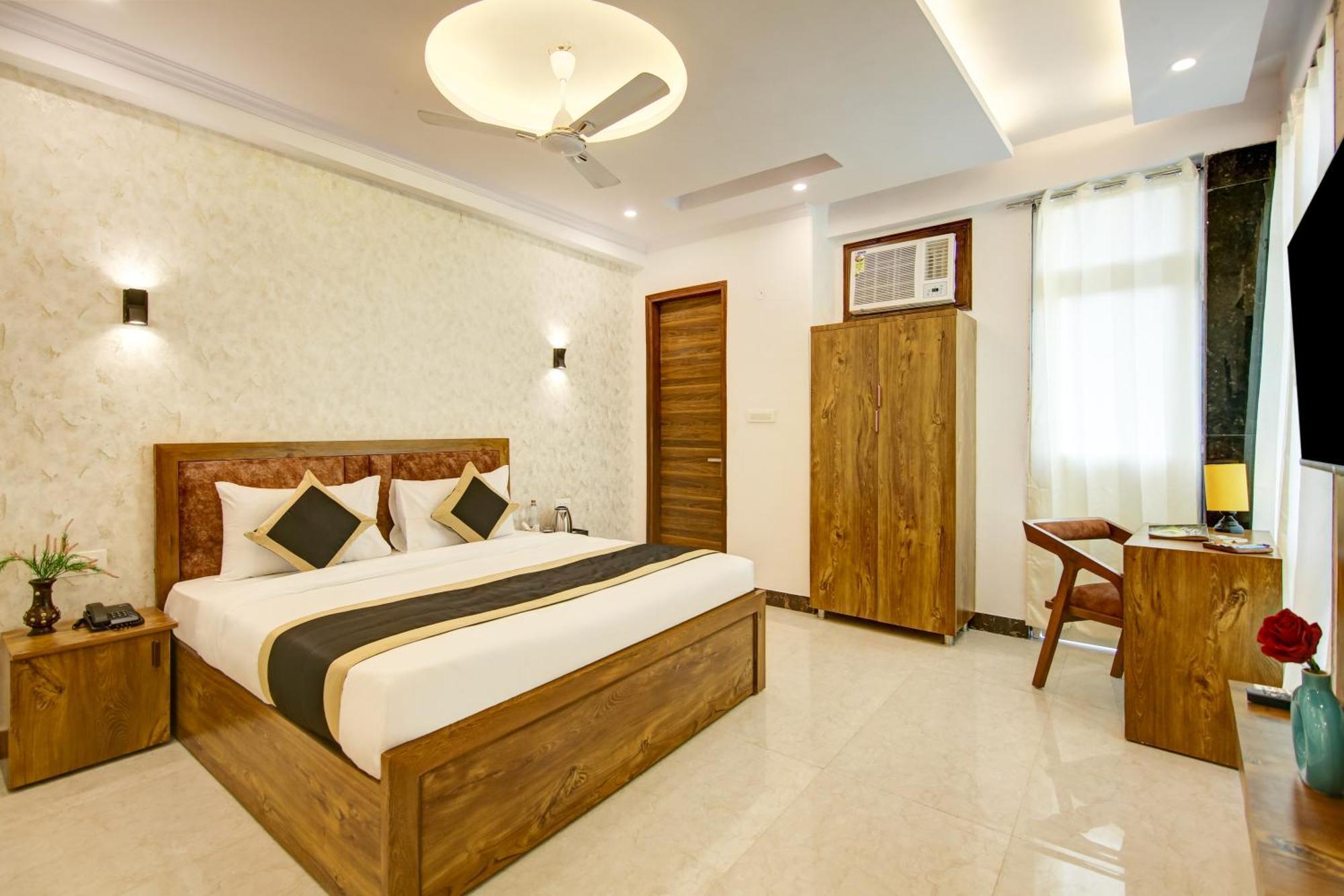 Hotel The Emporio Grand Near Vaishali Metro Station 加济阿巴德 外观 照片