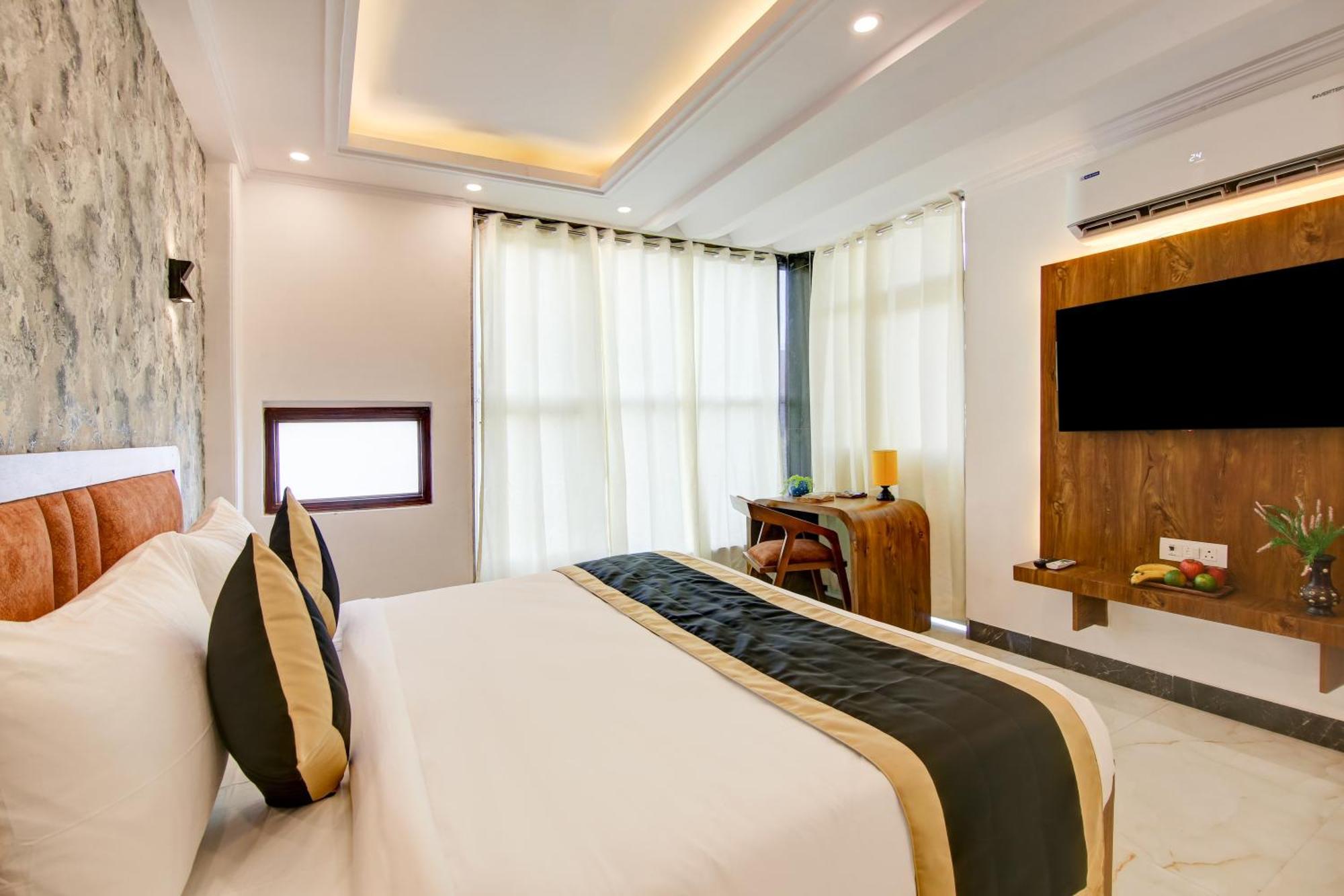 Hotel The Emporio Grand Near Vaishali Metro Station 加济阿巴德 外观 照片