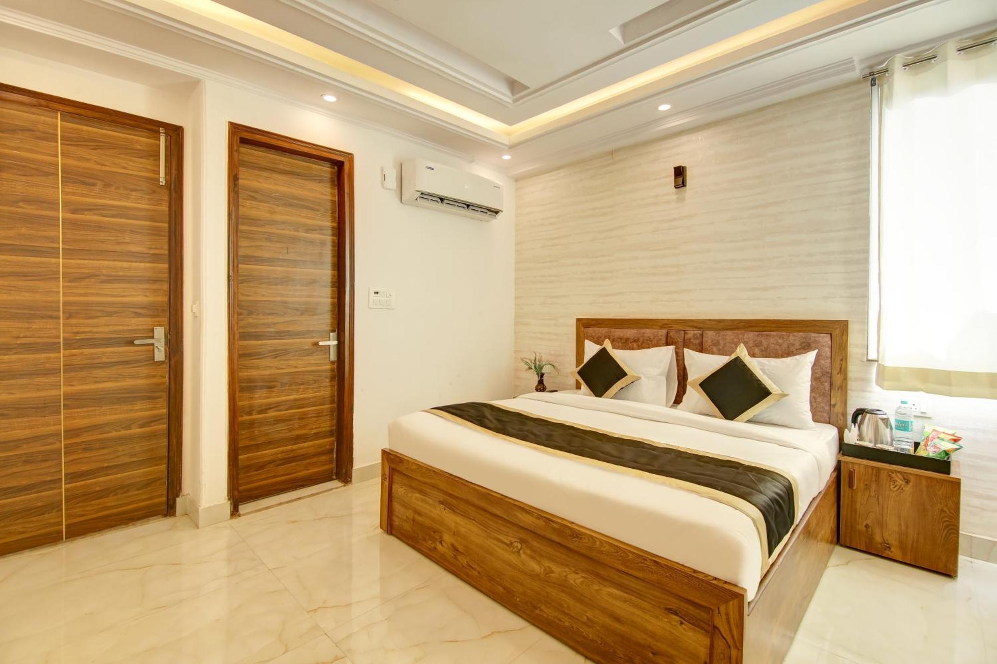 Hotel The Emporio Grand Near Vaishali Metro Station 加济阿巴德 外观 照片