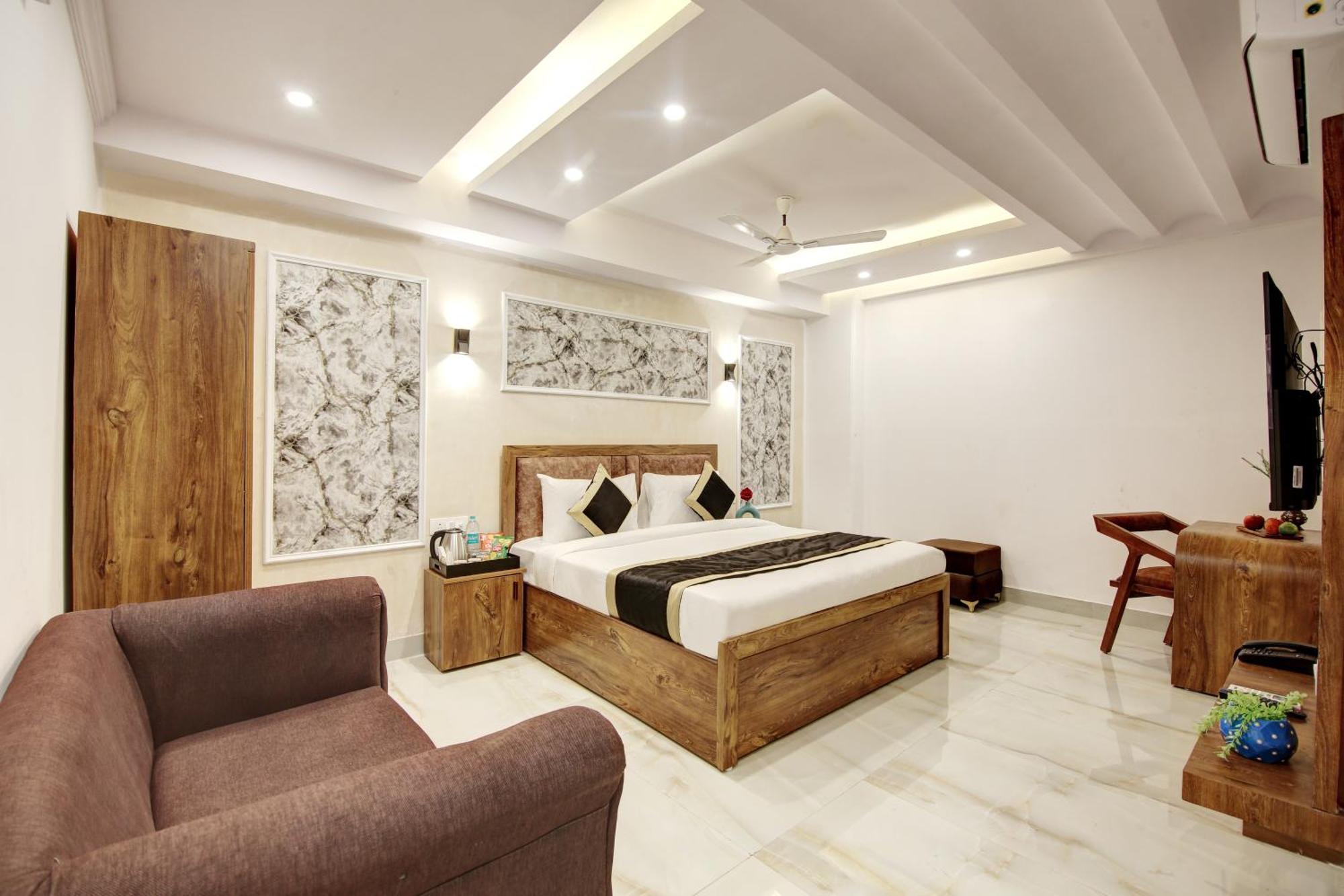 Hotel The Emporio Grand Near Vaishali Metro Station 加济阿巴德 外观 照片