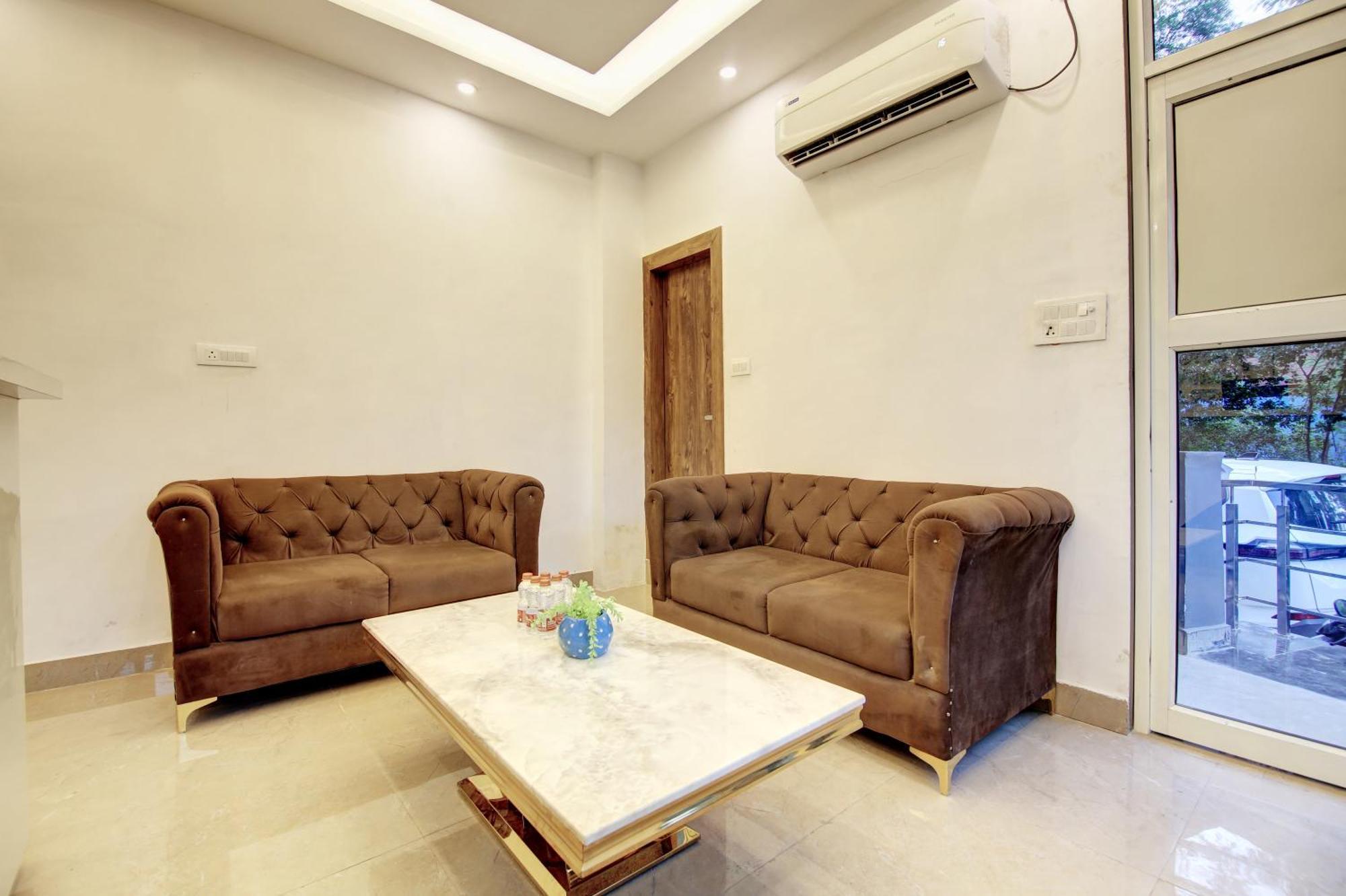 Hotel The Emporio Grand Near Vaishali Metro Station 加济阿巴德 外观 照片